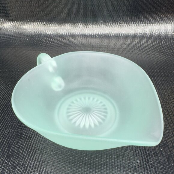 Vintage Indiana Glass Light Green Frosted Satin Finish Glass Dish Bowl W Handle - Picture 6 of 13